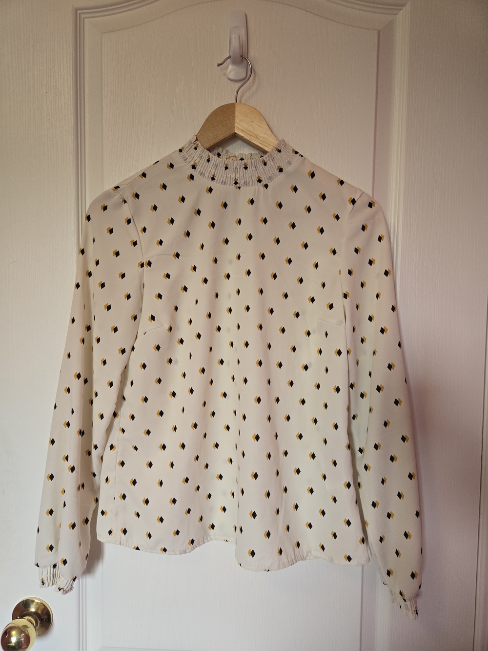 Vero Moda Cream Blouse with Black and Mustard Diamond Print